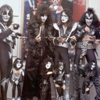 Kiss